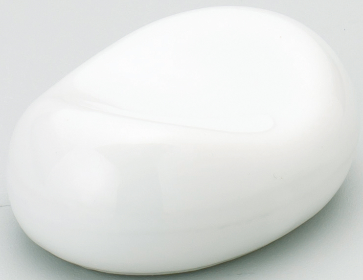 雪白 白 丸型 4.4×3.3cm